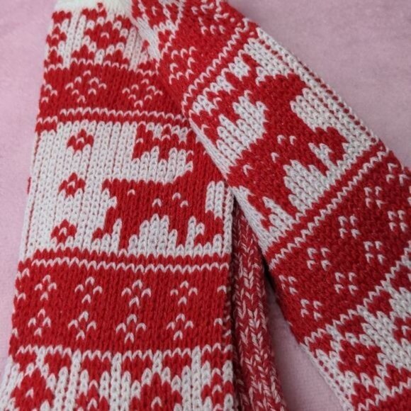 2 Pairs Red and White Christmas Reindeer Snowflake Knitted Socks - Picture 5 of 5